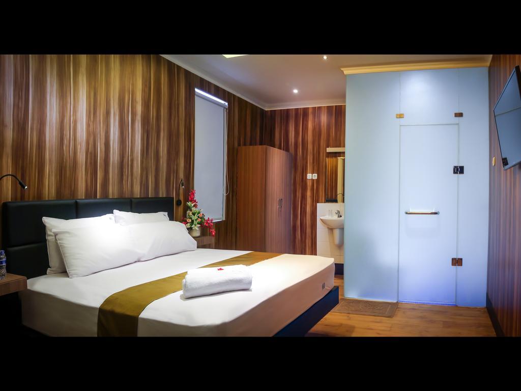 Madu Inn Jacarta Quarto foto